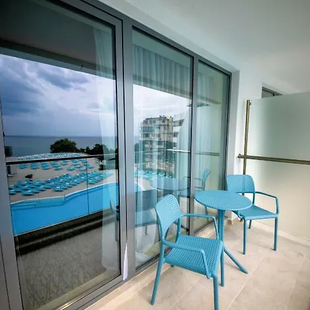 Astoria Mare Aranyhomok